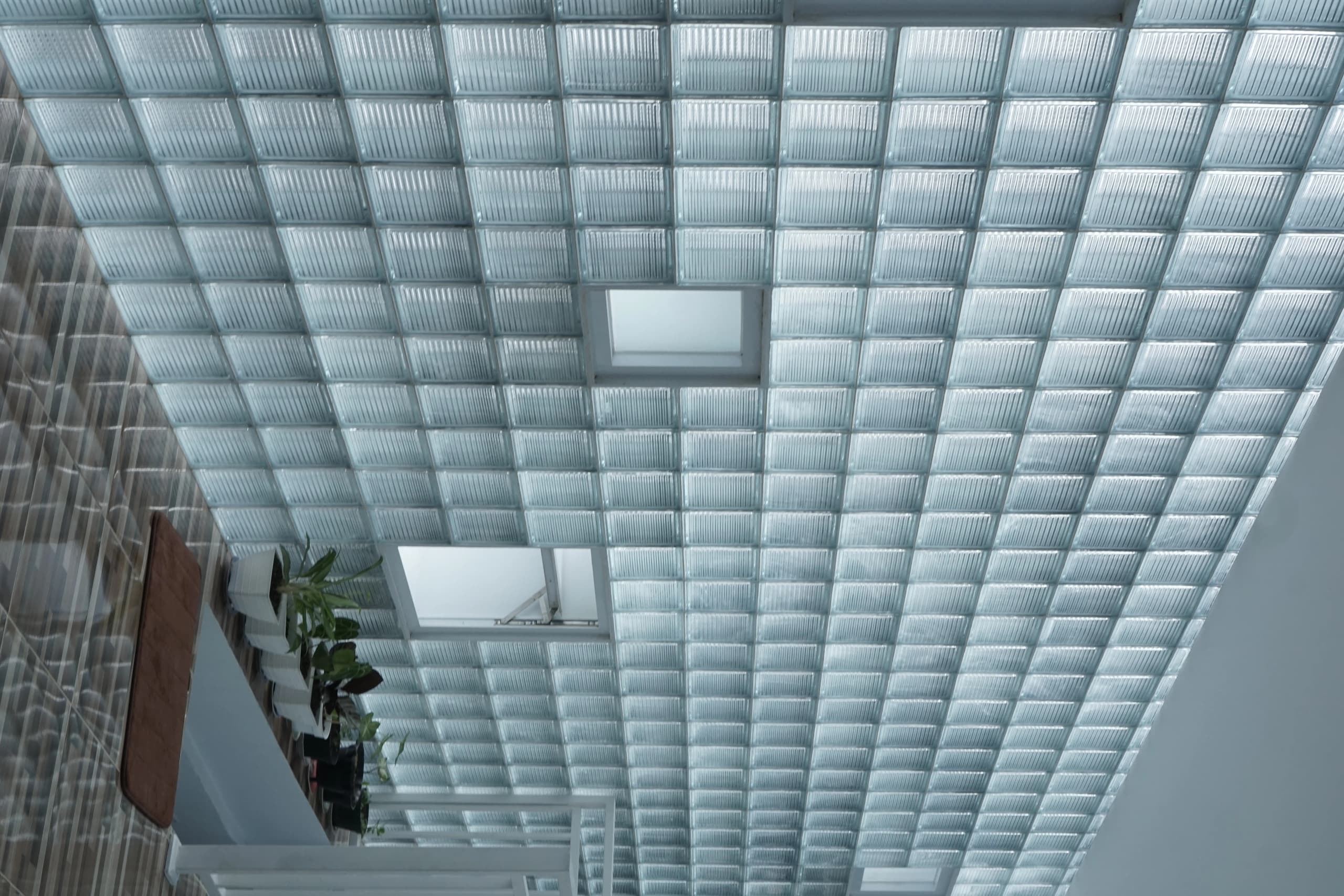 BI House — detail 11