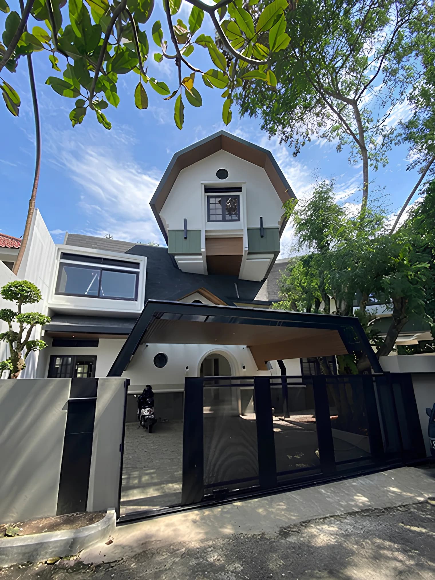 CH House