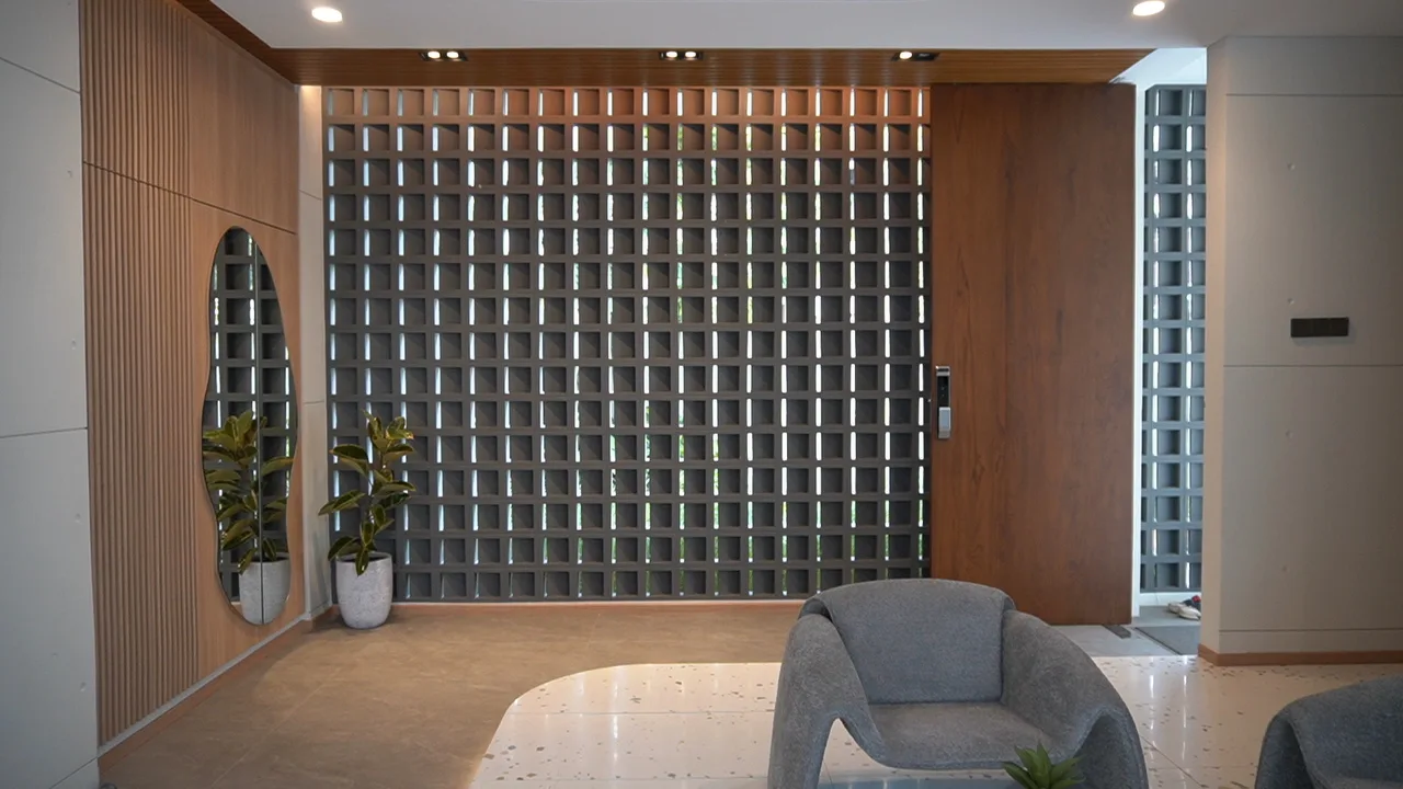 DV House — detail 5