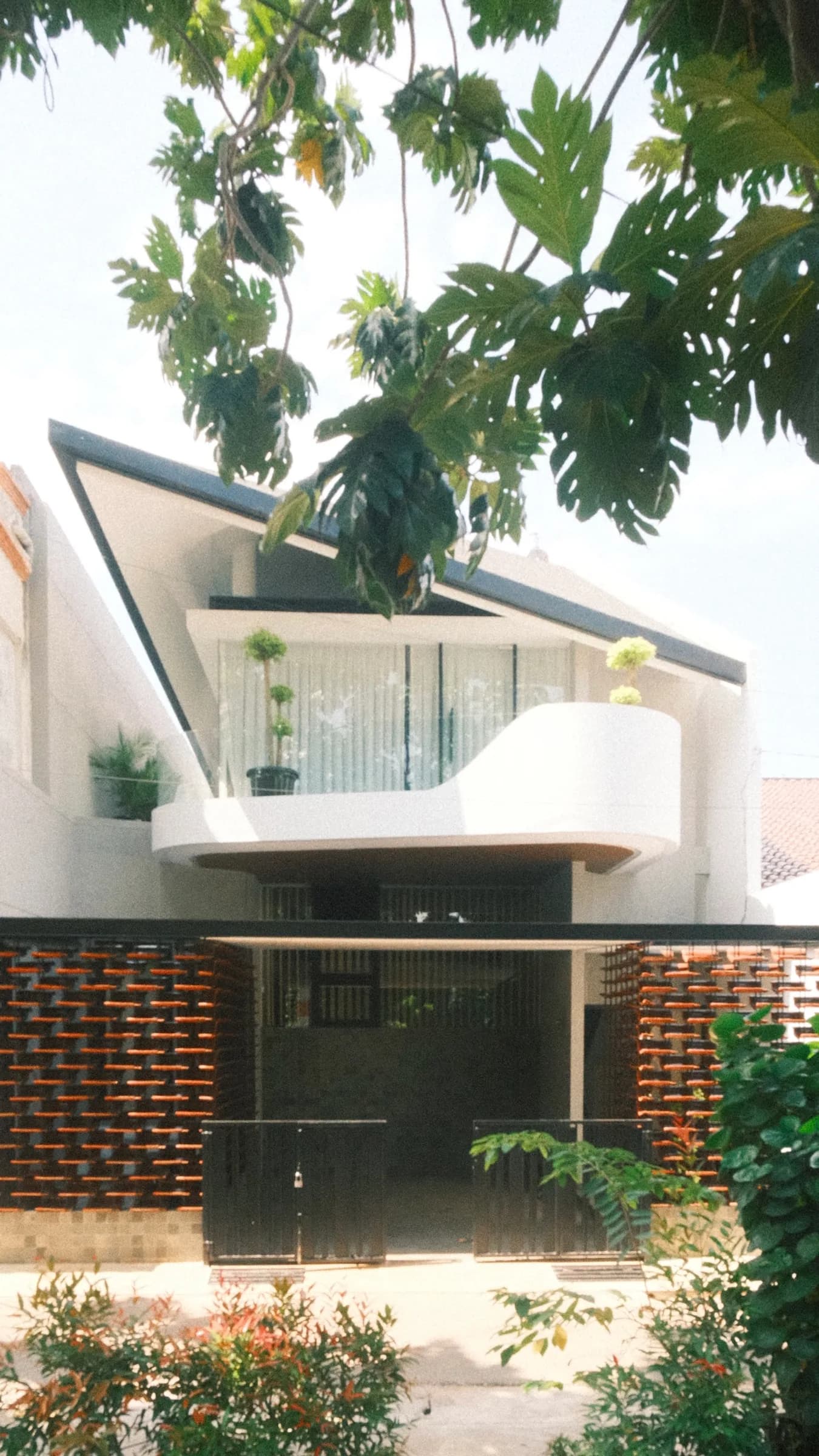 LN House