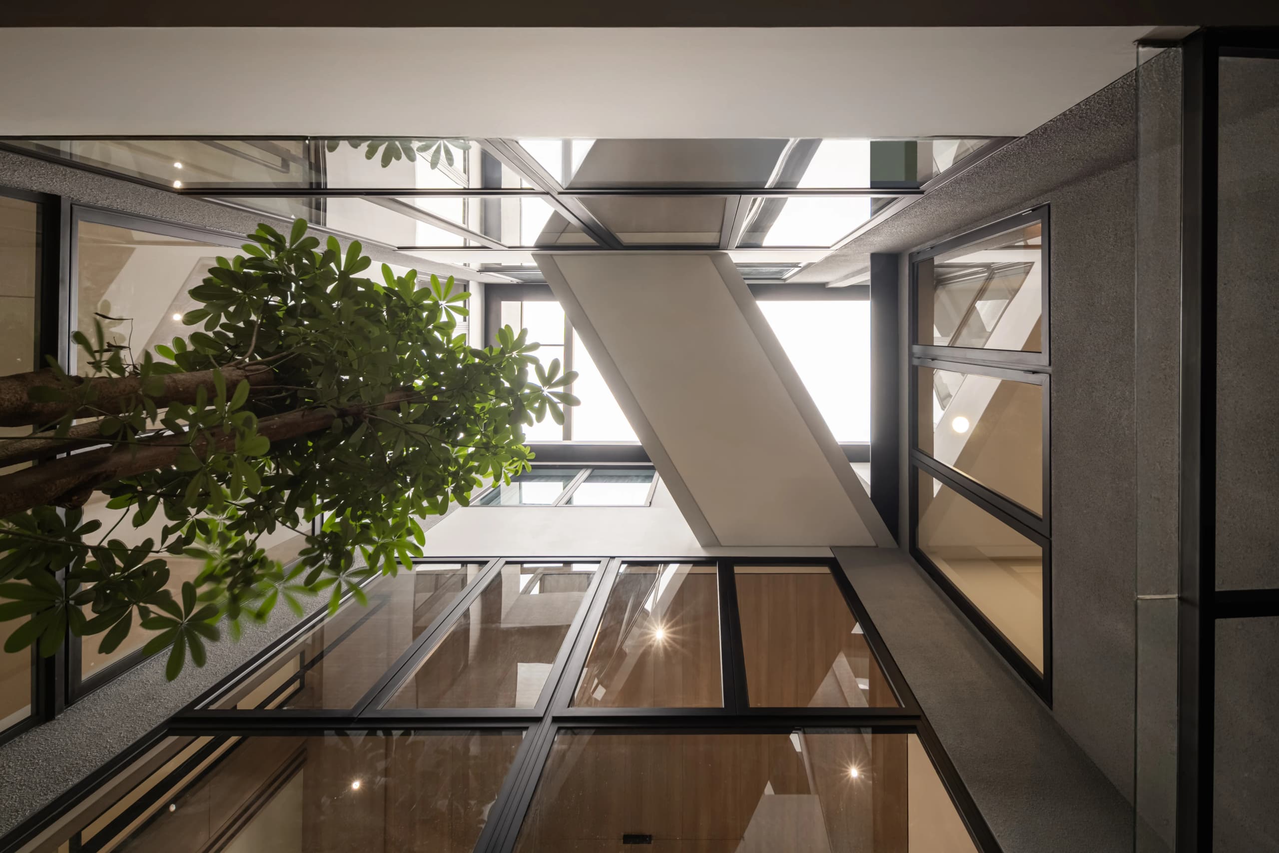 MM House — detail 8